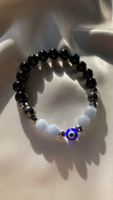 Load image into Gallery viewer, Can&#39;t Be Broken Infinity Bracelet
