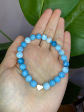 Load image into Gallery viewer, Tiny Heart Charm Bracelet
