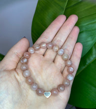 Load image into Gallery viewer, Tiny Heart Charm Bracelet
