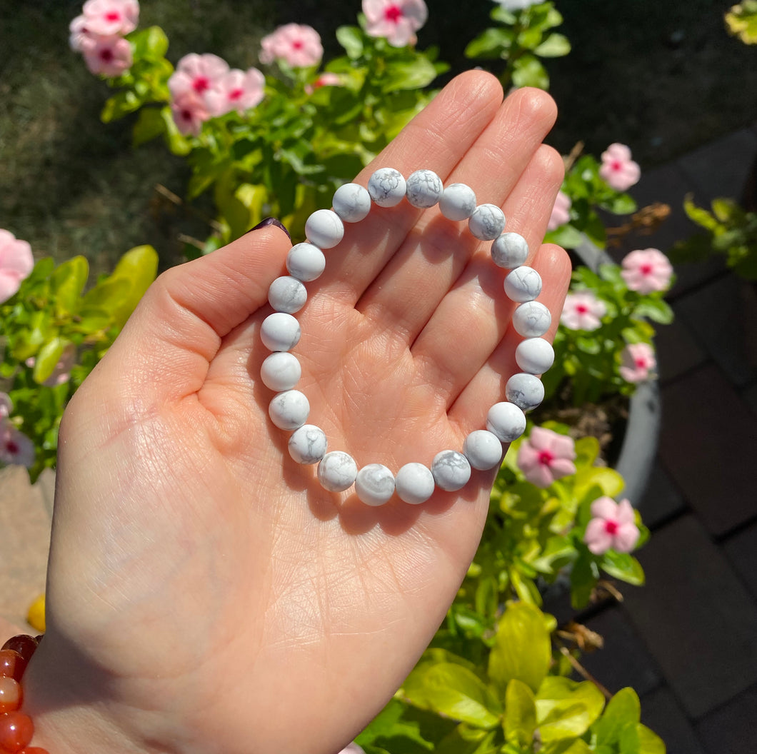 Howlite Infinity Bracelet